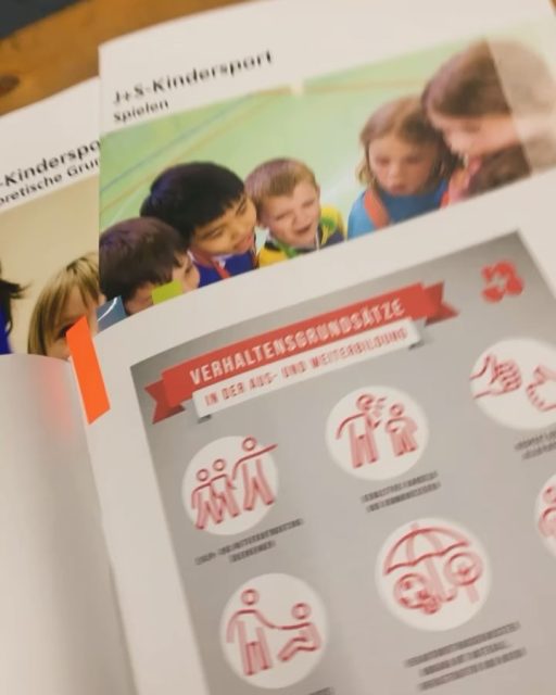 Gestern Abend für einmal nicht in der Turnhalle: Es fand der alljährliche 1. Hilfe- und Präventionsabend für alle Leiter:innen des STV Winikon statt. Vom Verein - für den Verein - für eine erfolgreiche Zusammenarbeit und eine sichere Zukunft. 📝💯💡 #stvwinikon  #1.Hilfe #Prävention #J&S