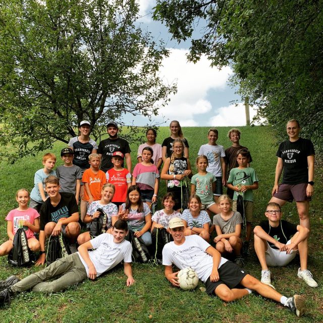 Jugi/Gym/GeTu-Reise 2022: Sonnig und actionreich war es! ☀️⚽️🥏

Mehr Fotos gibts bald auf www.stvwinikon.ch