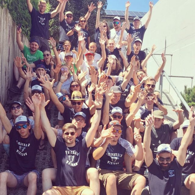 Auch das Turnfest in Balgach ist bereits Geschichte! ☀️🤸🏼‍♀️ Wir hatten ein tolles Wochenende und danken allen Fans fürs Kommen und dem #tvtriengen für die tolle Jubiläums-Überraschung! 🤩🤸🏼‍♀️🥳 #stvwinikon #turnfestsommer