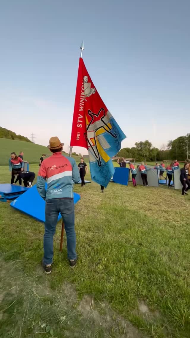 Turnaction im Garte vom Hans 💥🤸🏼♀️
Vollgas, Power und Spass zum Hans sim Gebortstag - und das alles bi strahlendem Wätter! ☀️🔥
So gseht euses Turnfästprogramm us. 💯
👉 Hesch au Lust uf settigi Aktione? De lueg uf üsere Website verbi: stvwinikon.ch